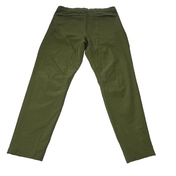 Fabletics The Only Pant Classic‎ Fit Men's Size 33x32 Olive Green - Picture 2 of 5